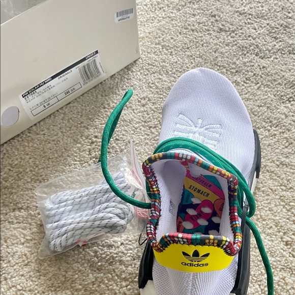 Brand new with box Adidas Pharrell Williams unisex - Picture 2 of 5